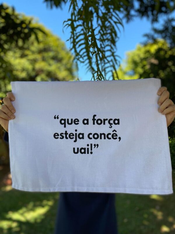 "que a força esteja concê, uai!"